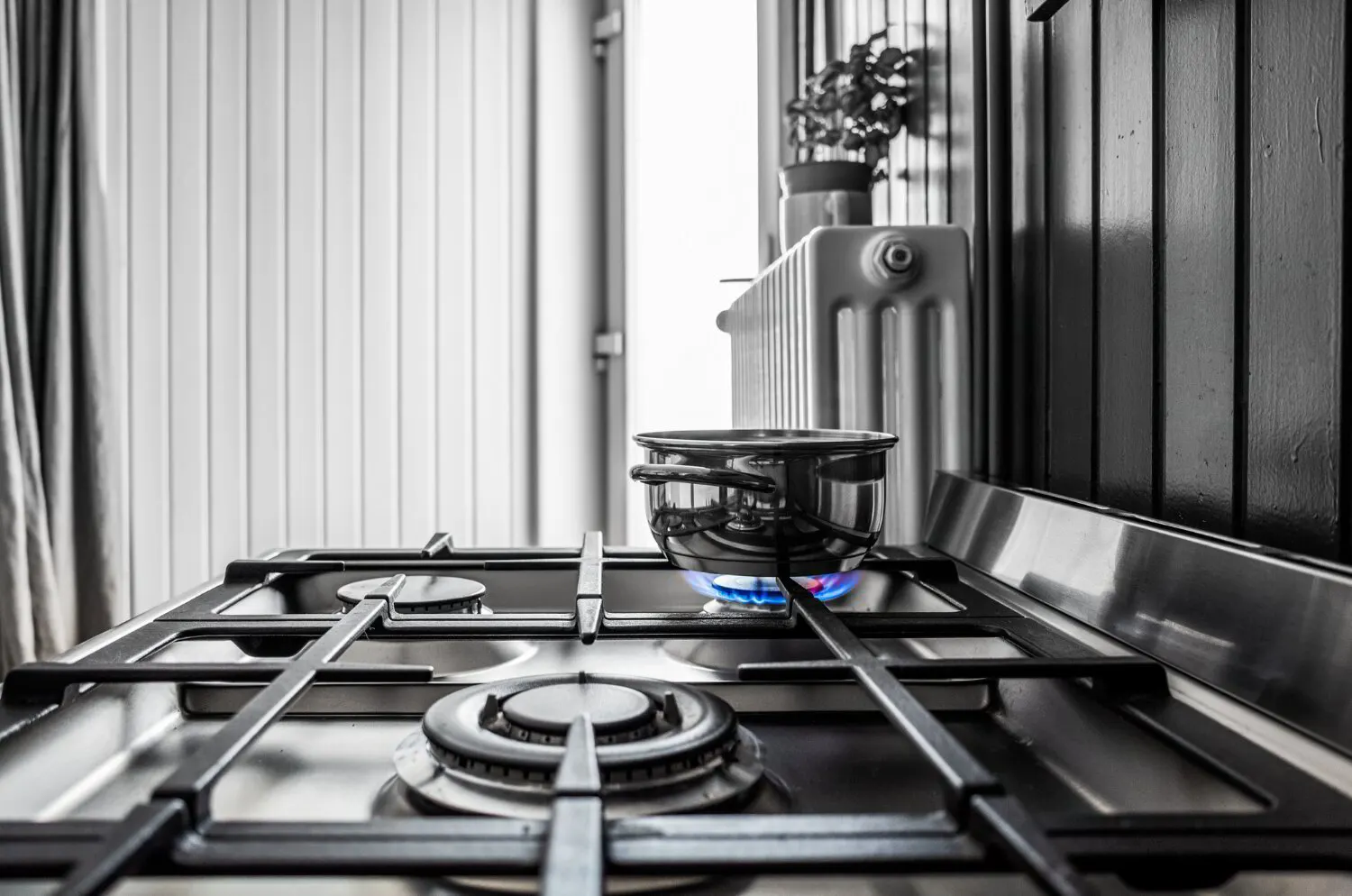 Glow-bar oven igniter being tested in a Barberton gas range